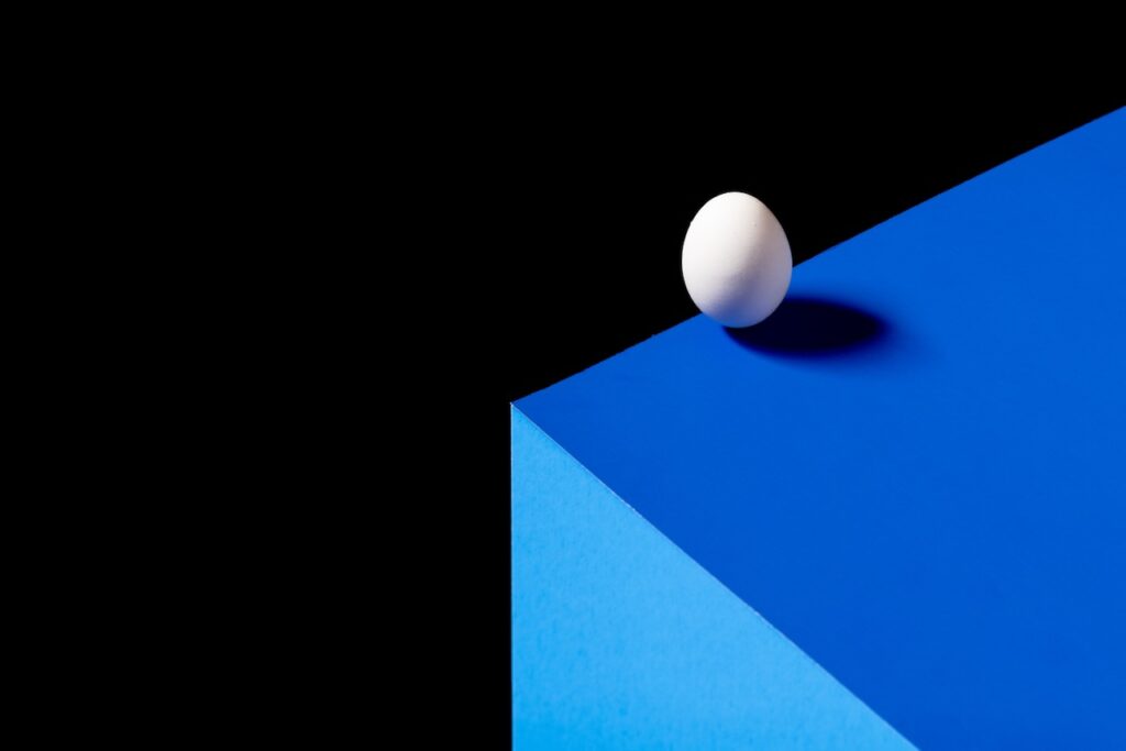 3D Illusion Photograph of an egg