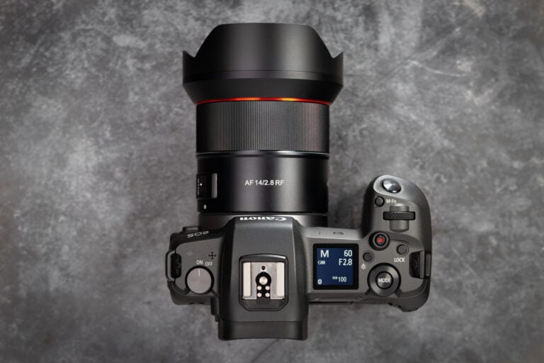 11 Basic Canon Camera Settings [and when to use them]